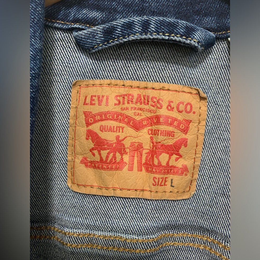 Vintage Levis Jean Jacket 80s Blue Wash Trucker Denim Adult Size L - Picture 3 of 12